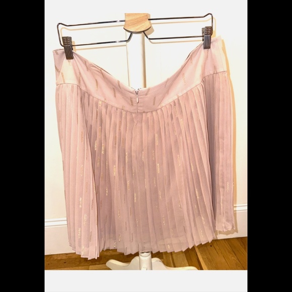 ANN TAYLOR LOFT PINK SALMON PLEATED SHORT SKIRT SIZE 16 - Picture 2 of 5